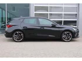 CUPRA Leon (2024) thumbnail 3