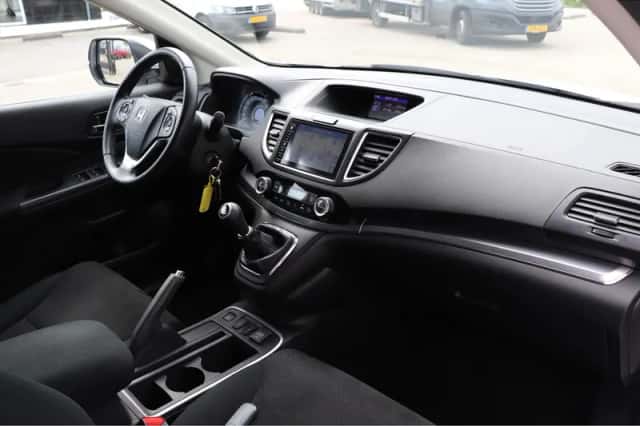 Honda CR-V (2015) thumbnail 4