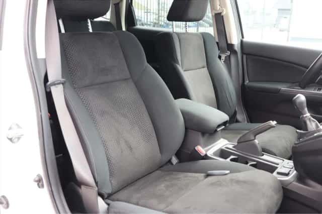Honda CR-V (2015) thumbnail 5