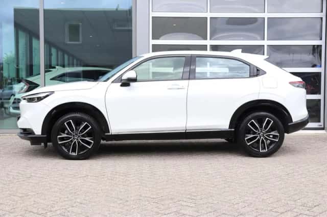 Honda HR-V (2022) thumbnail 2