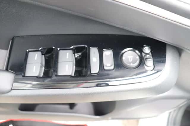 Honda HR-V (2022) thumbnail 6