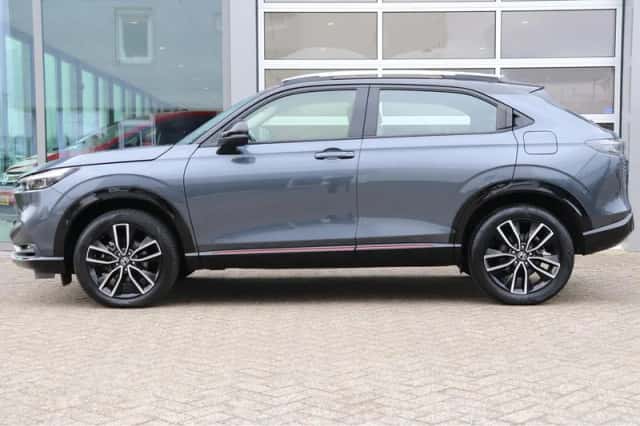 Honda HR-V (2022) thumbnail 2
