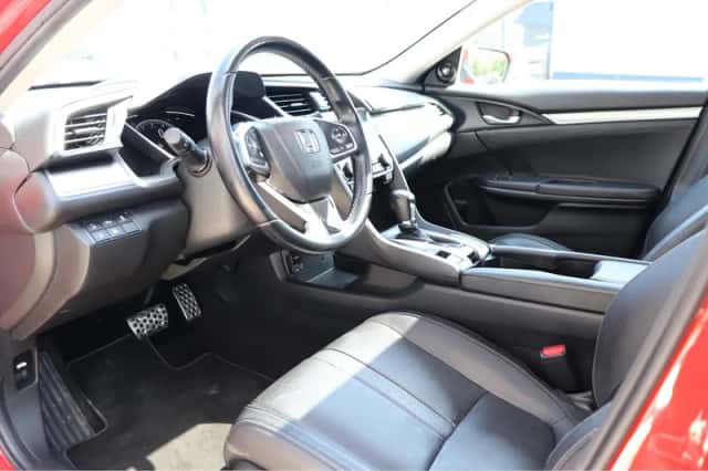 Honda Civic (2020) thumbnail 6
