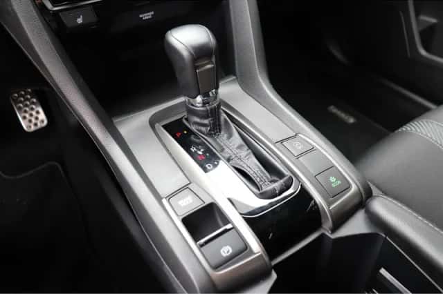 Honda Civic (2020) thumbnail 5