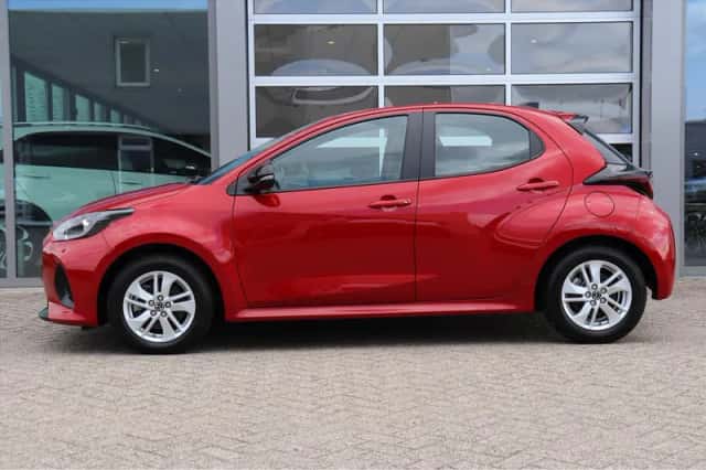 Mazda 2 Hybrid (2025) thumbnail 2