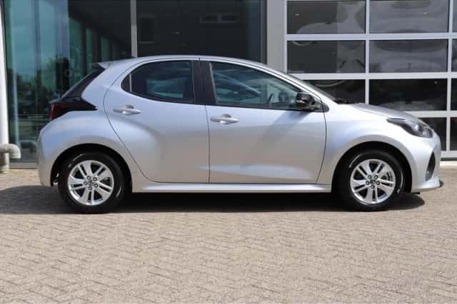 Mazda 2 Hybrid (2025) thumbnail 2