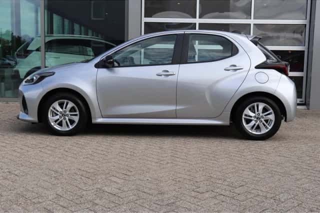 Mazda 2 Hybrid (2025) thumbnail 4