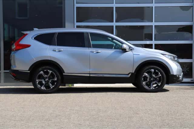 Honda CR-V (2020) thumbnail 2
