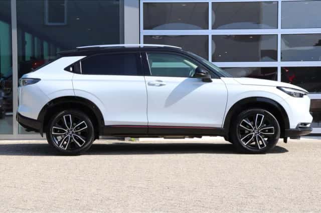 Honda HR-V (2022) thumbnail 3