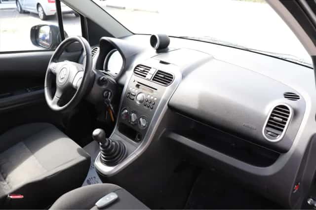 Suzuki Splash (2009) thumbnail 6