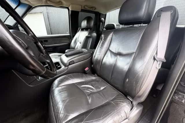 Chevrolet Silverado (2003) thumbnail 6