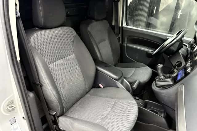 Mercedes-Benz Citan (2016) thumbnail 4