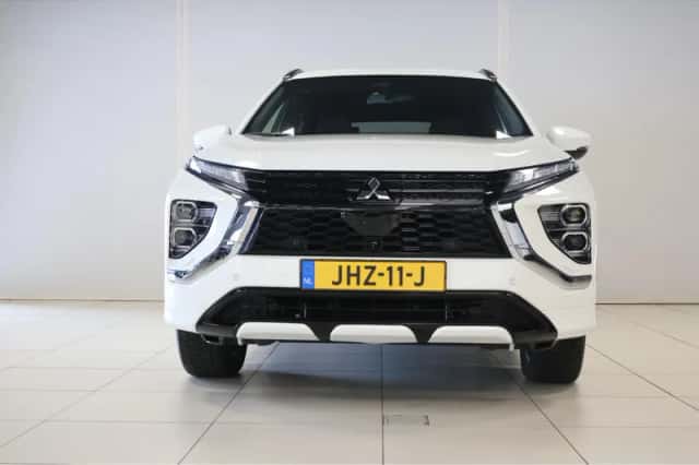 Mitsubishi Eclipse Cross (2025) thumbnail 3