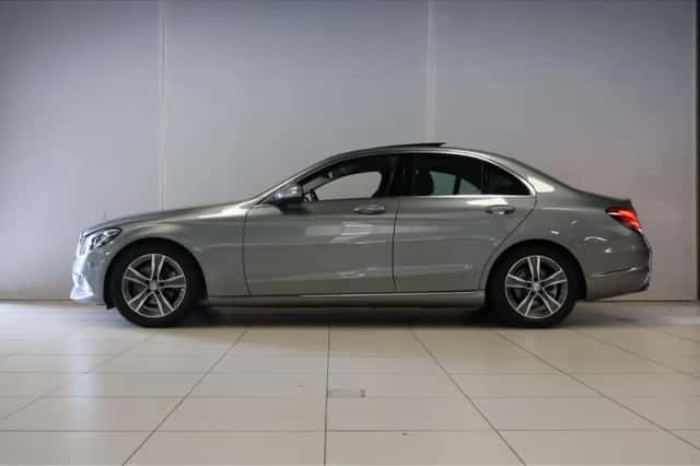 Mercedes-Benz C-Klasse (2014) thumbnail 4