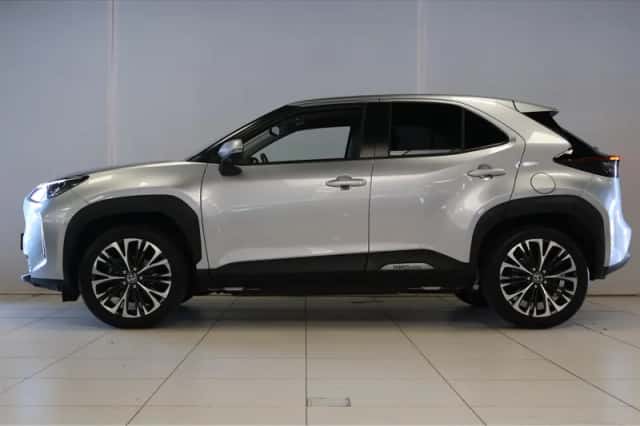 Toyota Yaris Cross (2022) thumbnail 4