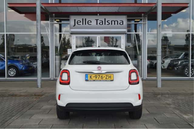 Fiat 500X (2021) thumbnail 3