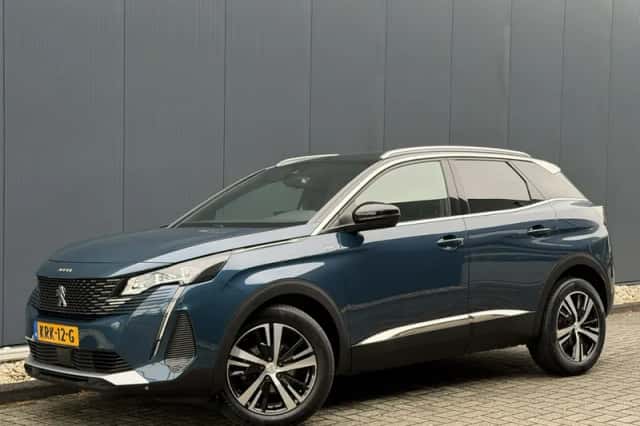 Peugeot 3008 (2024) thumbnail 4