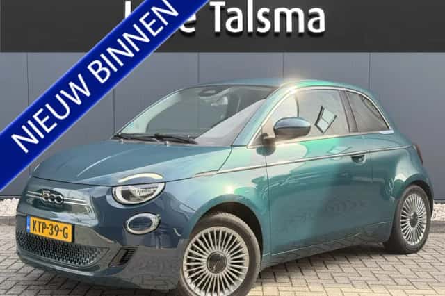 Fiat 500e (2023) thumbnail 1