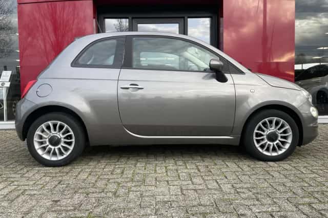 Fiat 500 (2017) thumbnail 3
