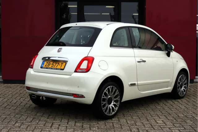 Fiat 500 (2019) thumbnail 3