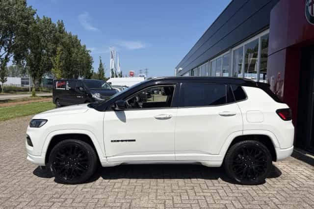 Jeep Compass (2022) thumbnail 6