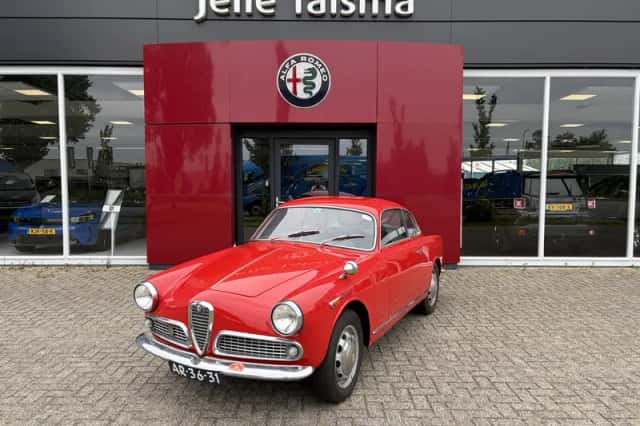 Alfa Romeo Giulietta (1965) thumbnail 2
