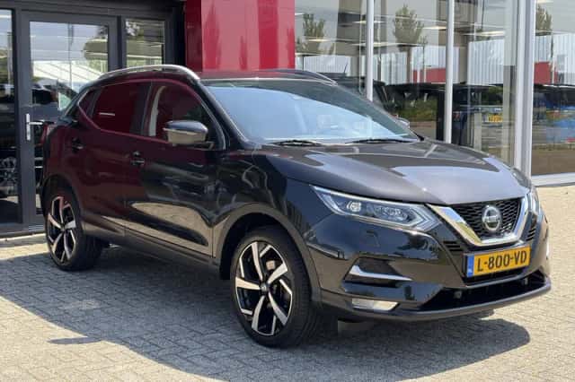 Nissan Qashqai (2021) thumbnail 3