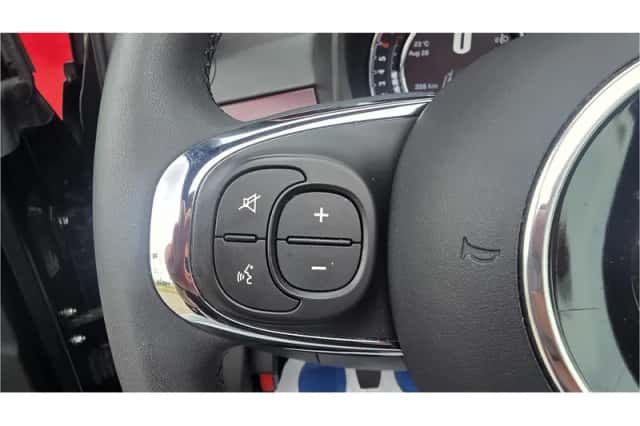 Fiat 500C (2020) thumbnail 4