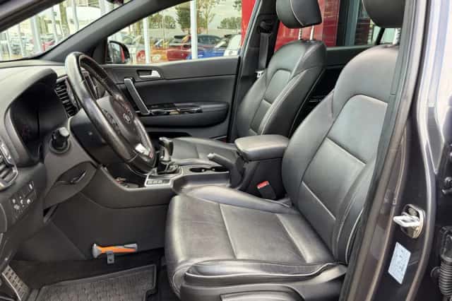 Kia Sportage (2018) thumbnail 3