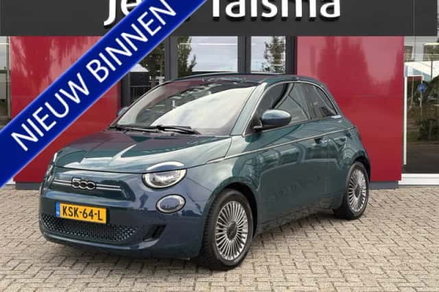 Fiat 500 (2023) thumbnail 1