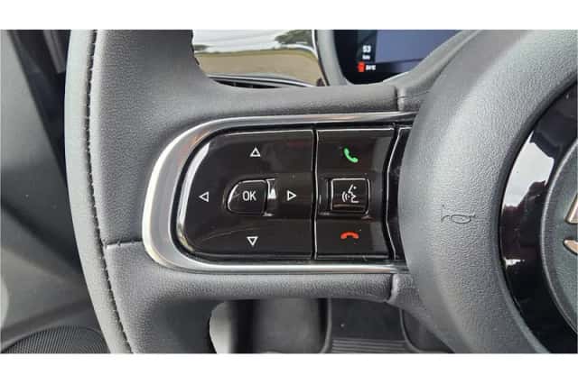 Fiat 500e (2022) thumbnail 5