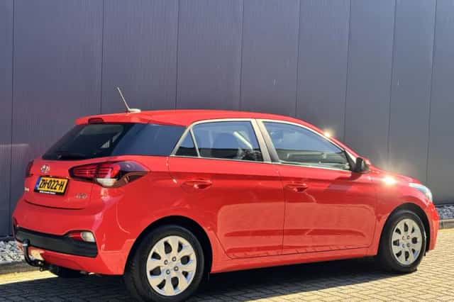 Hyundai i20 (2019) thumbnail 4