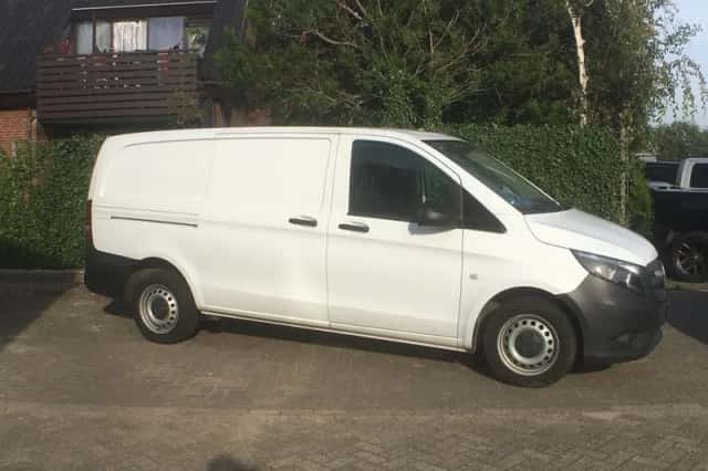 Mercedes-Benz Vito (2019) thumbnail 2