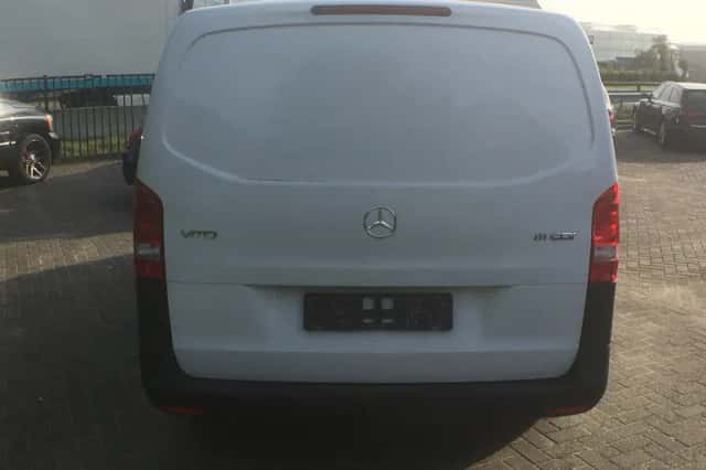 Mercedes-Benz Vito (2019) thumbnail 3