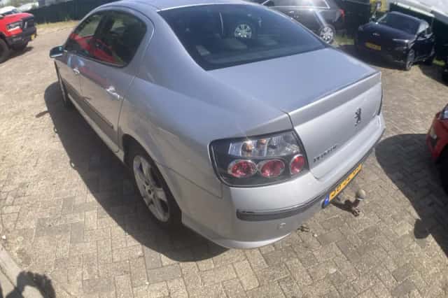 Peugeot 407 (2006) thumbnail 4