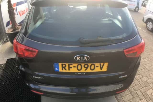 Kia Ceed (2017) thumbnail 5