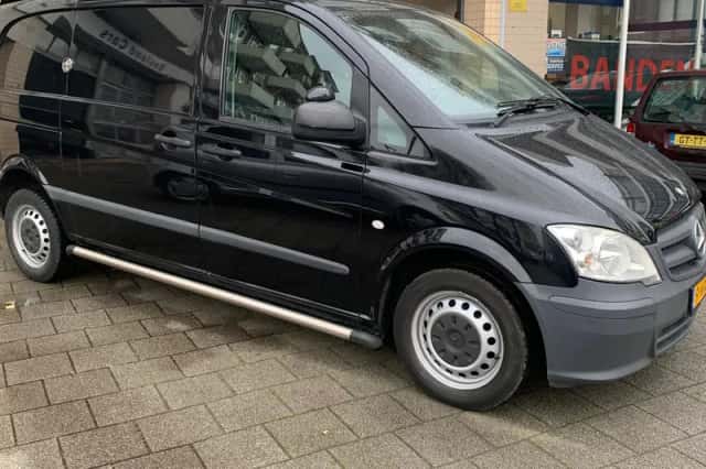 Mercedes-Benz Vito (2011) thumbnail 4