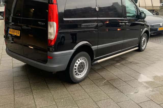 Mercedes-Benz Vito (2011) thumbnail 5