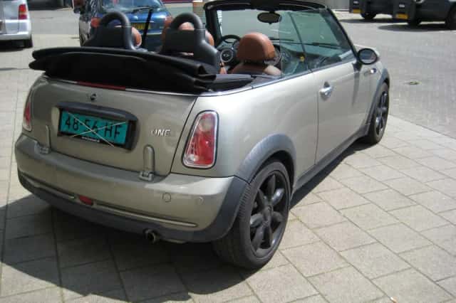MINI Cabrio (2008) thumbnail 5