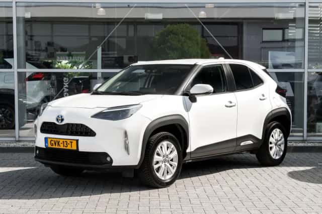 Toyota Yaris Cross (2023) thumbnail 1