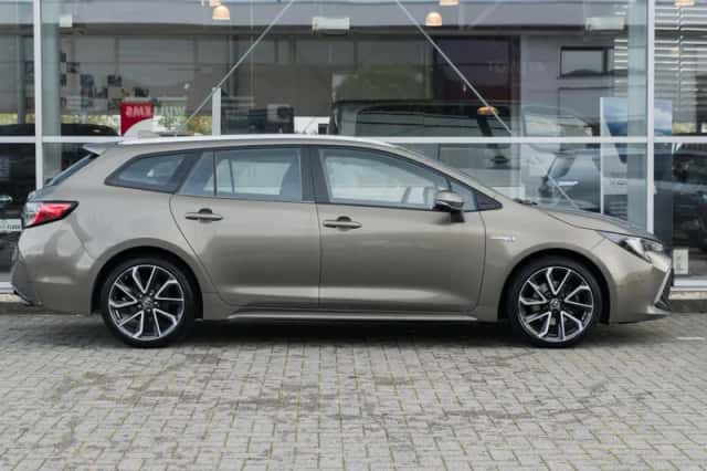 Toyota Corolla (2020) thumbnail 3