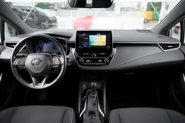 Toyota Corolla (2020) thumbnail 4