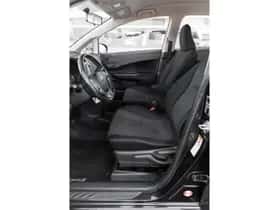 Toyota Verso-S (2012) thumbnail 11
