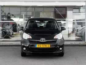 Toyota Verso-S (2012) thumbnail 13
