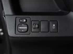 Toyota Verso-S (2012) thumbnail 29