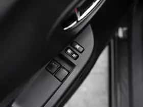 Toyota Verso-S (2012) thumbnail 30