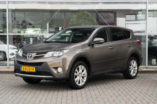 Toyota RAV4 (2013) thumbnail 1