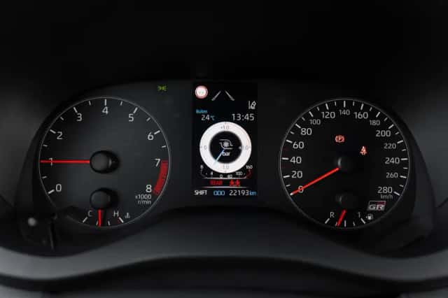 Toyota Yaris (2023) thumbnail 6