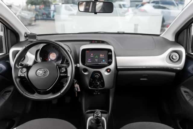 Toyota Aygo (2016) thumbnail 4
