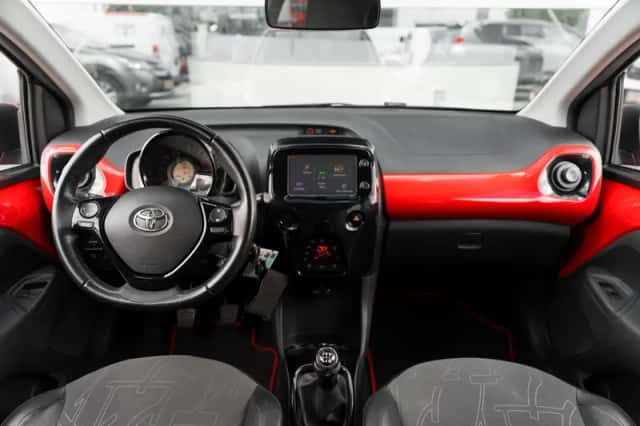Toyota Aygo (2018) thumbnail 4
